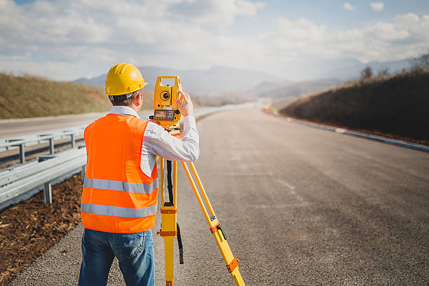 Land surveyor with total station